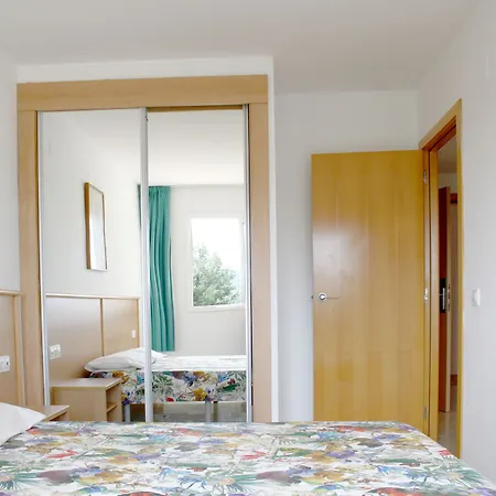 In A House - Sh09 *